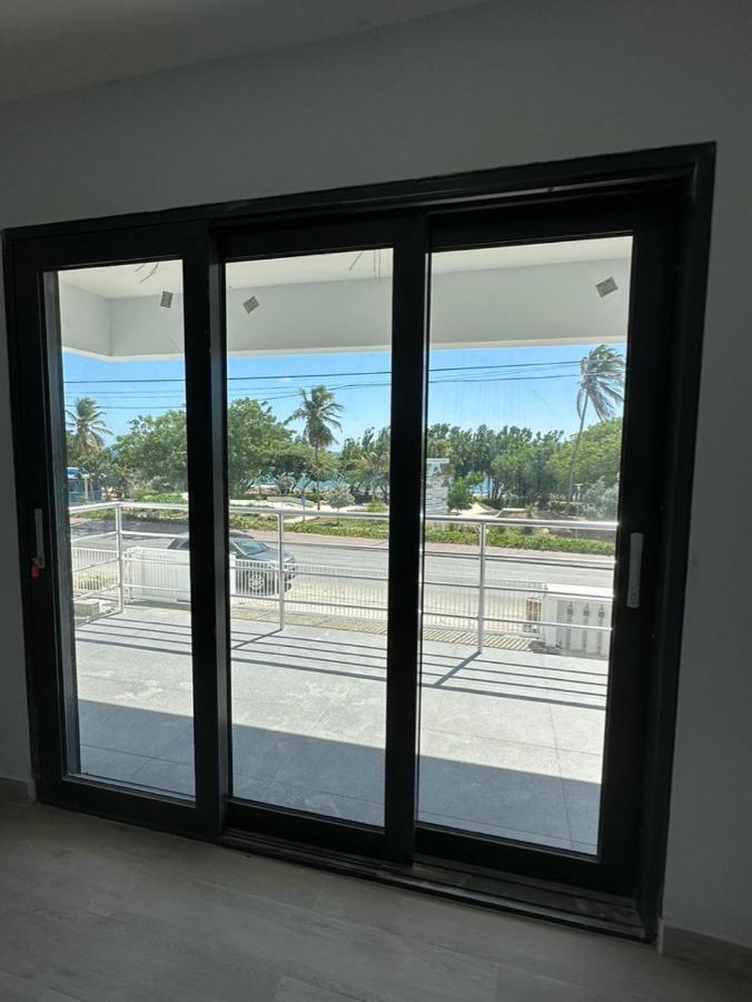 Apartamento Whitehouse Boulevard, Close To Mambo Beach And City Centre Willemstad Exterior foto