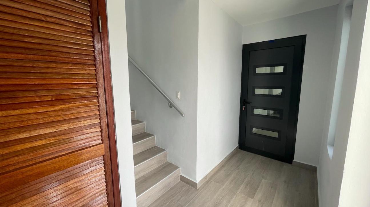 Apartamento Whitehouse Boulevard, Close To Mambo Beach And City Centre Willemstad Exterior foto