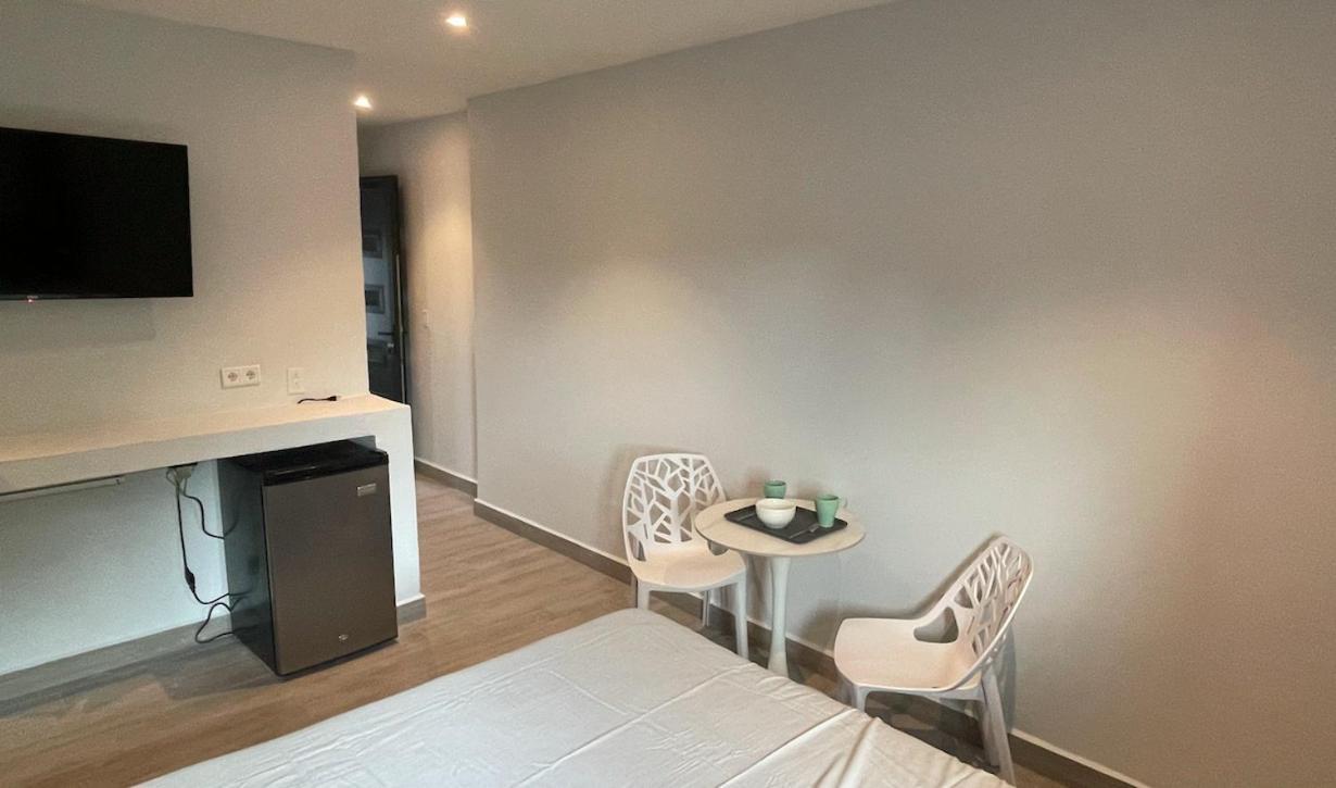 Apartamento Whitehouse Boulevard, Close To Mambo Beach And City Centre Willemstad Exterior foto