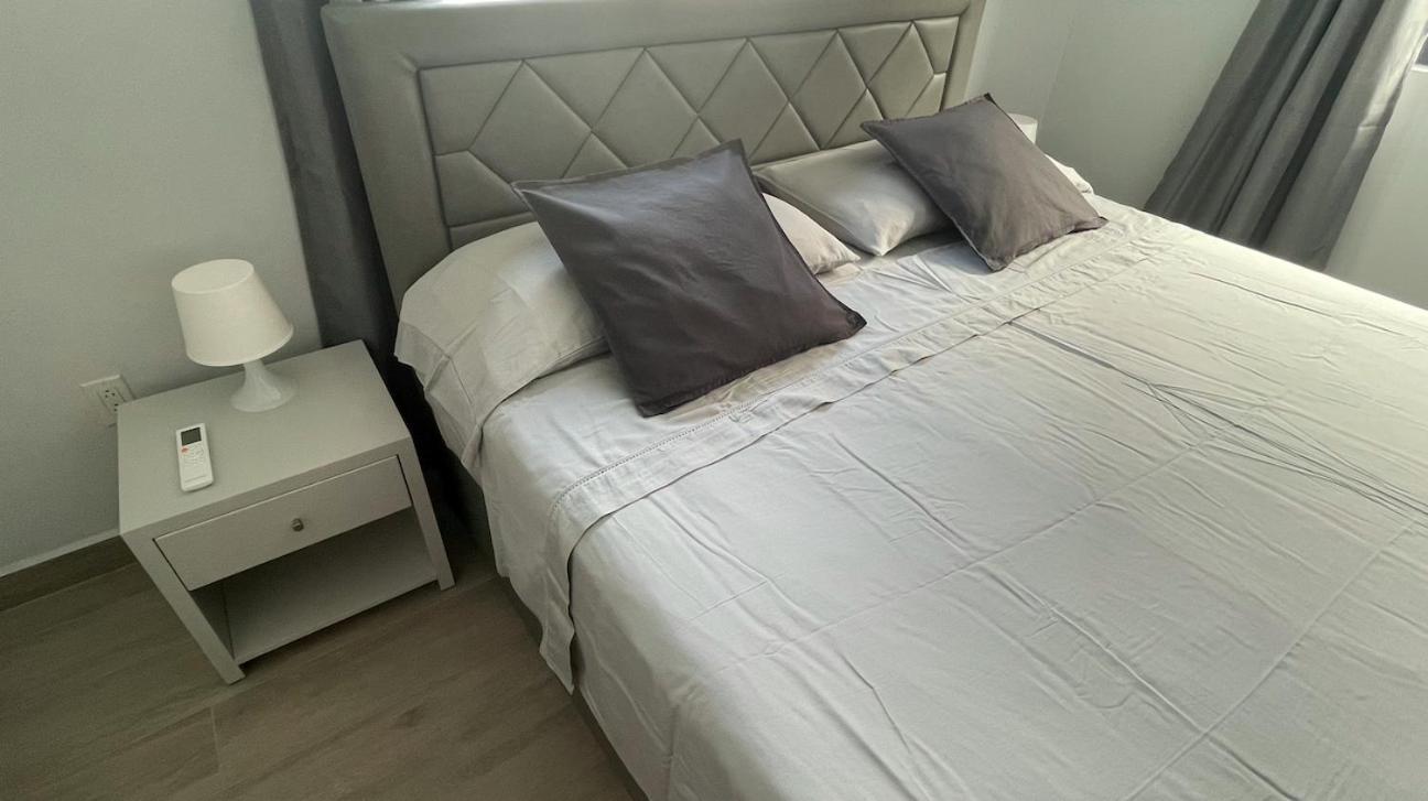 Apartamento Whitehouse Boulevard, Close To Mambo Beach And City Centre Willemstad Exterior foto
