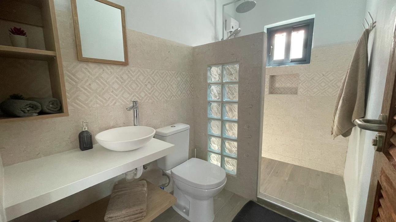 Apartamento Whitehouse Boulevard, Close To Mambo Beach And City Centre Willemstad Exterior foto